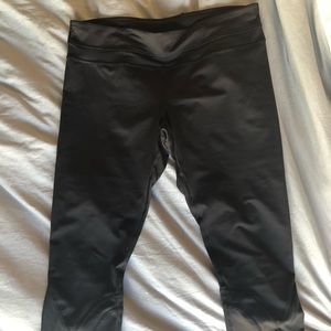 Lululemon Run Inspire Crop- Size 12 Black NWOT